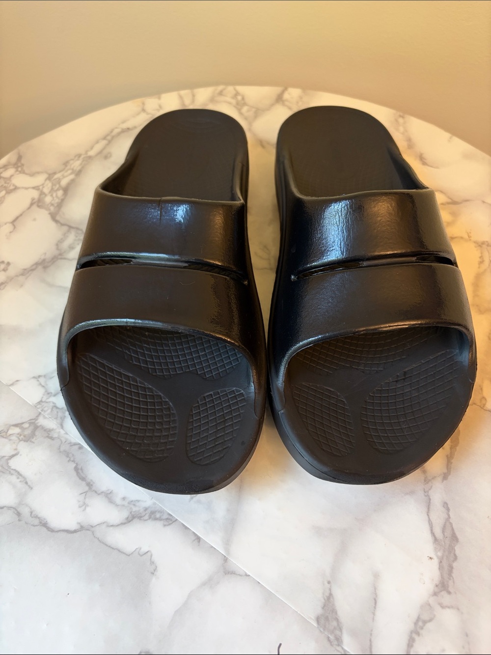 OOFOS Black Women’s Slide Sandals - Cushioned Comfort